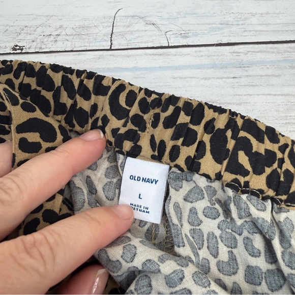 Leopard Print Women's Skirt - Picture 2 of 2